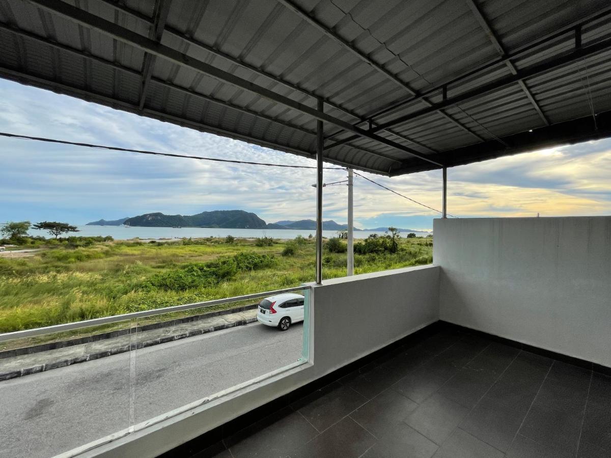 Langkawi Cozy Holiday Home At Taman Simfoni By Zervin Kuah Exterior photo